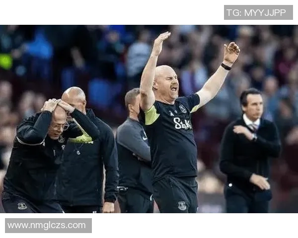 后防失神的足球明星们如何在关键时刻犯错影响比赛结果