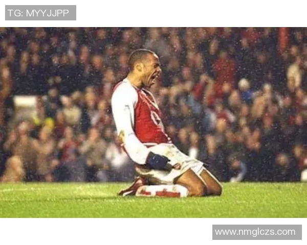 足球传奇亨利的卡通形象展现了他在绿茵场上的风采与魅力 足球传奇亨利的卡通形象展现了他在绿茵场上的风采与魅力